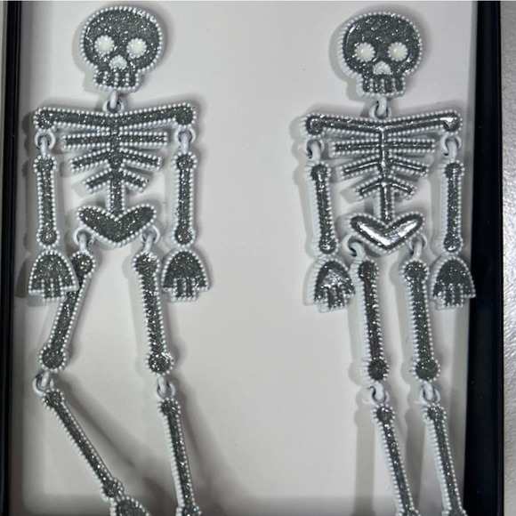 Skeleton Halloween Goth Punk Dangle Silver Beaded Earrings New - Picture 2 of 2